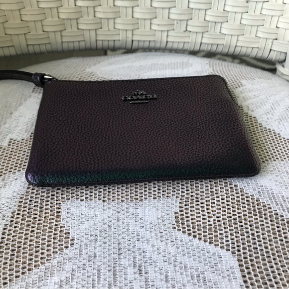 NWOT Coach Hologram Oil Slick Mermaid Wristlet - Picture 4 of 7